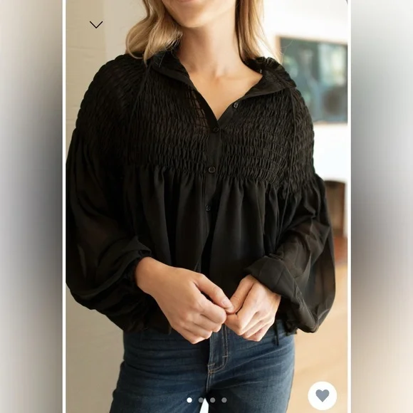 Carly Jean Los Angeles Jamison Smocked Blouse - Picture 1 of 1